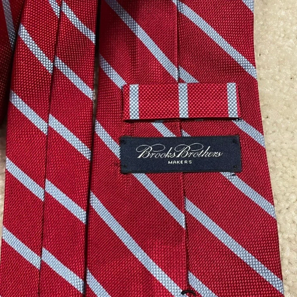 Brooks Brothers Tie Silk Red Blue Diagonal Stripe Woven England USA Ivy Prep